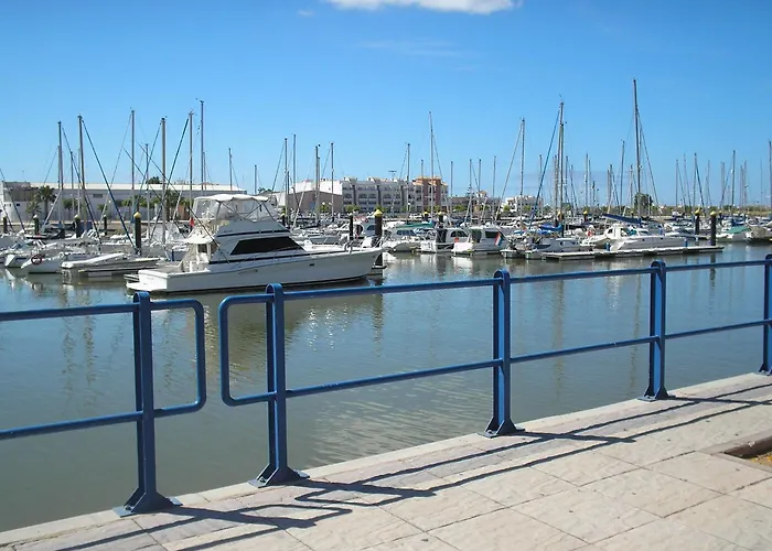 Apartamentos Playamarina